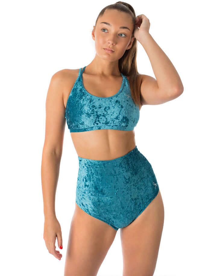 High waisted velvet pole shorts | High Waist Samt Pole Shorts | Color: turquoise velvet | Pole Shorts | Dragonfly Pole Dance Clothing and Bikram Hot Yoga Wear