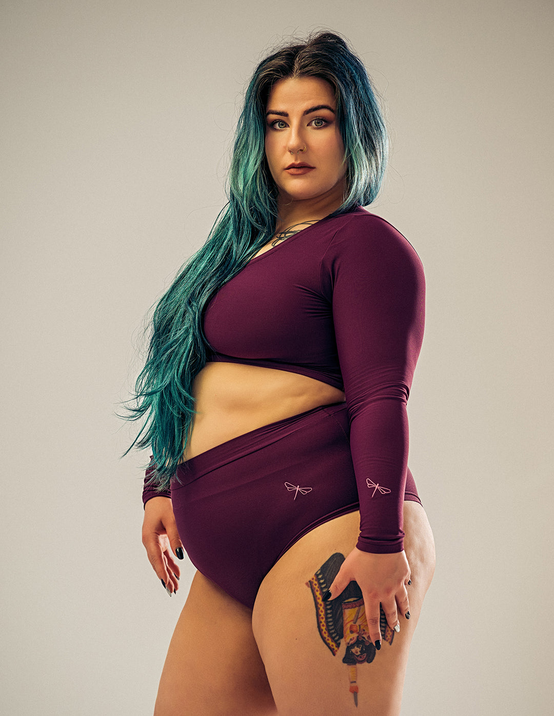 Pavi long-sleeve sports crop top – plum