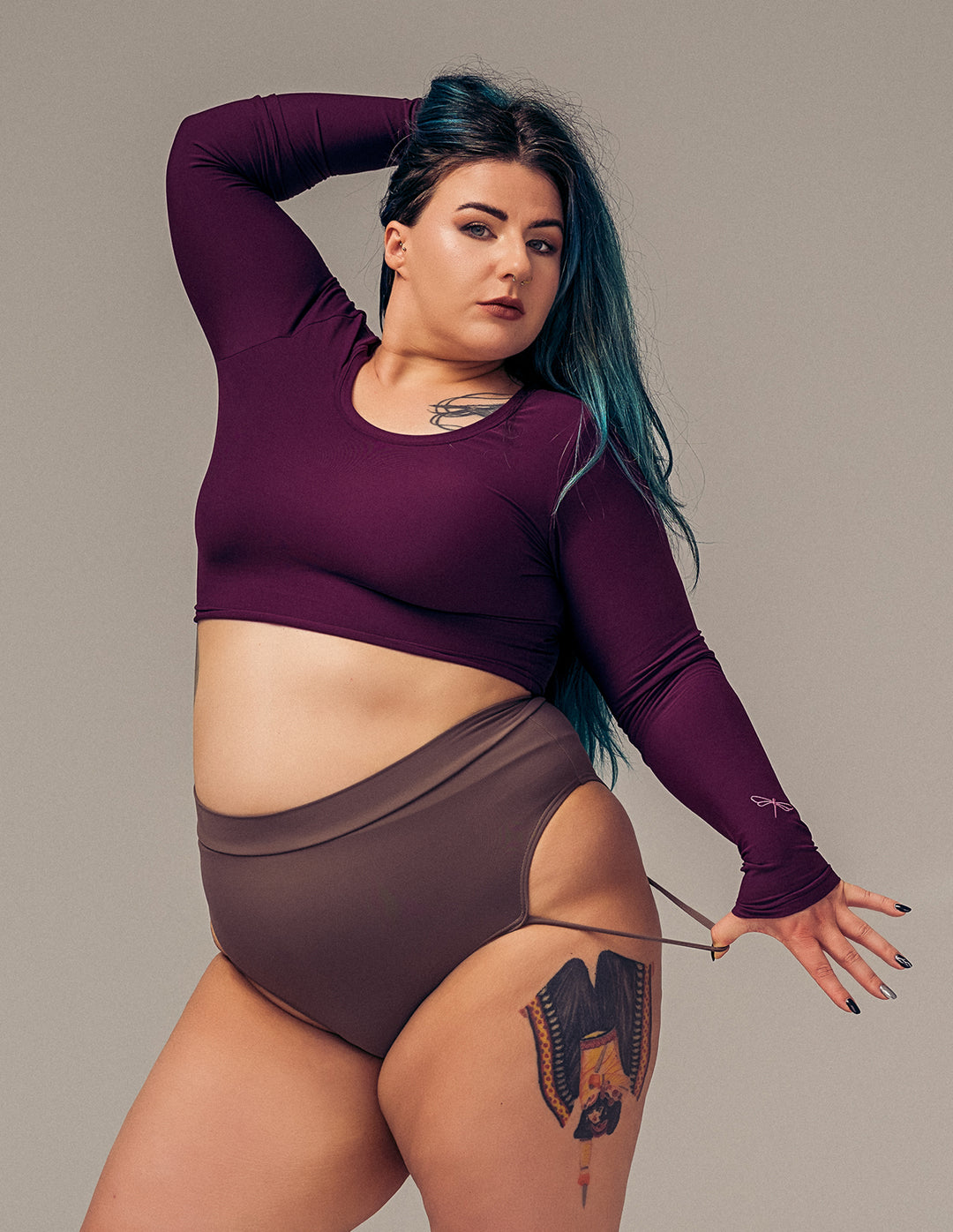 Pavi long-sleeve sports crop top – plum