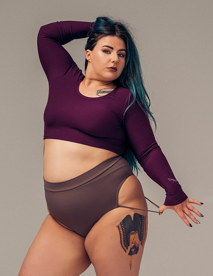 Pavi long-sleeve sports crop top – plum